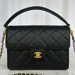 샤넬 핸드백 22cm AS5166