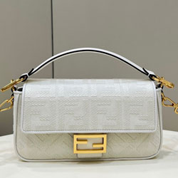 펜디 핸드백 8598