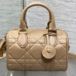 크리스찬디올 숄더백 Groove20 M250104